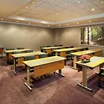 酒店 Sheraton Grand 5*