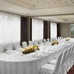 Sheraton Grand Hotel 5*