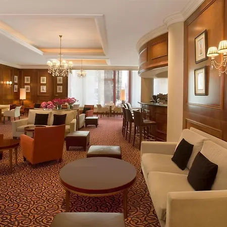 Sheraton Grand Hotel