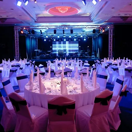 Sheraton Grand Hotel 5*