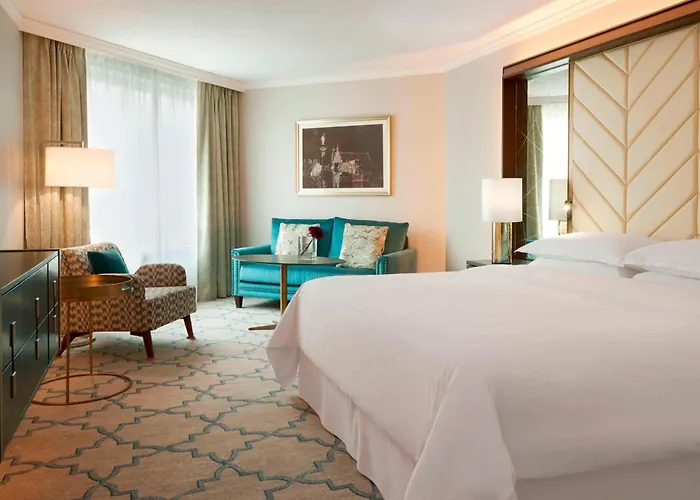 Sheraton Grand Hotel