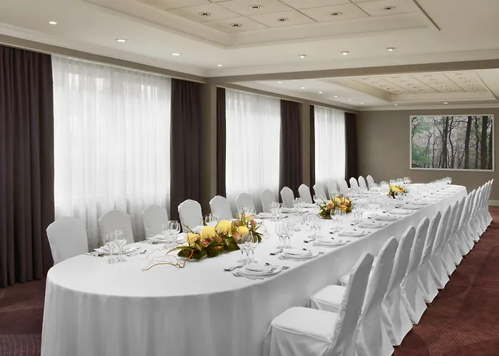 Sheraton Grand Hotel 5*