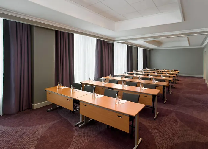 Sheraton Grand Hotel