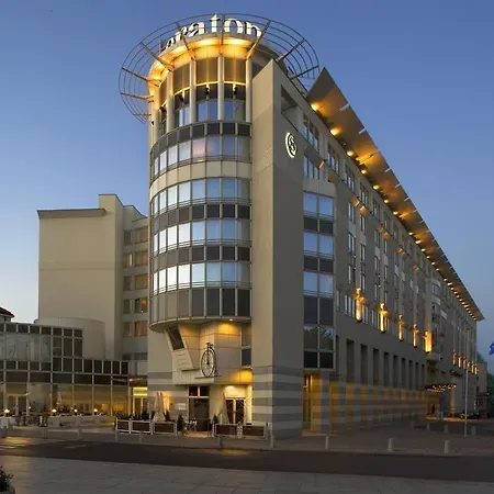 Sheraton Grand Hotel 5*