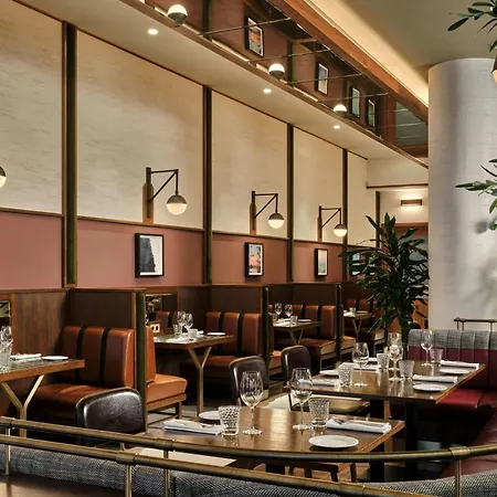 Sheraton Grand 5* Varšava