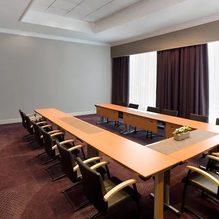 Sheraton Grand Hotel