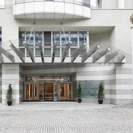 Sheraton Grand Hotel