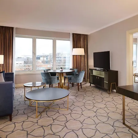 Sheraton Grand Hotel 5*