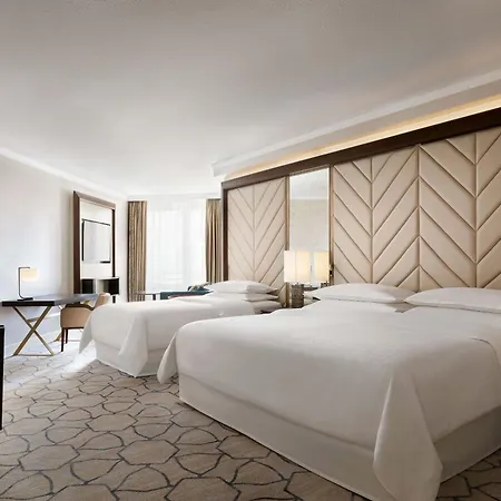 Hotel Sheraton Grand 5*