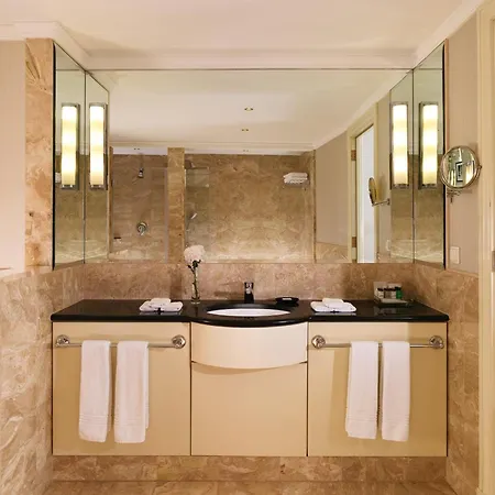 Sheraton Grand 5* Warschau